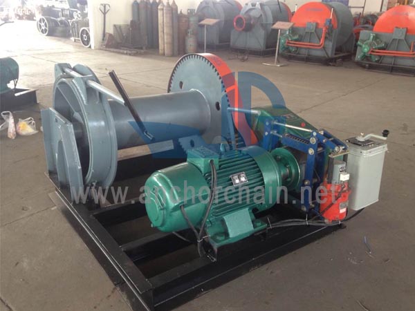 လျှပ်စစ် Mooring Winch